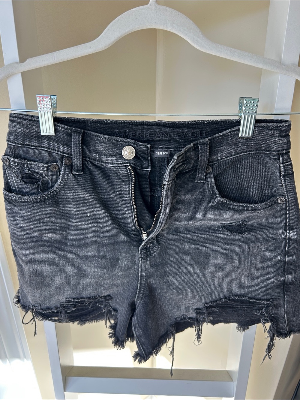 American Eagle High Rise 90s Boyfriend Short Black Distressed Denim Shorts